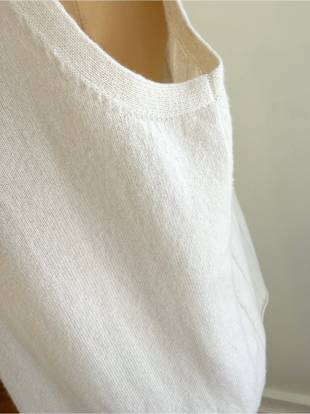 LAFAYETTE 148 CREAM RIBBED CASHMERE HIGH MOCK NECK TANK TOP BLOUSE - Picture 5 of 8
